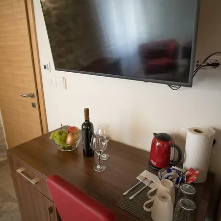 Jr Luxury Guesthouse2 Gostinjska kuća 4*
