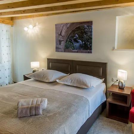 Jr Luxury Guesthouse2 Pensionat