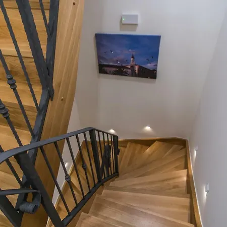 Jr Luxury Guesthouse2 Affittacamere