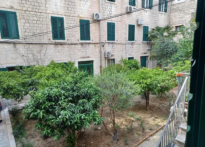 Jr Luxury Guesthouse2 Penzion 4*