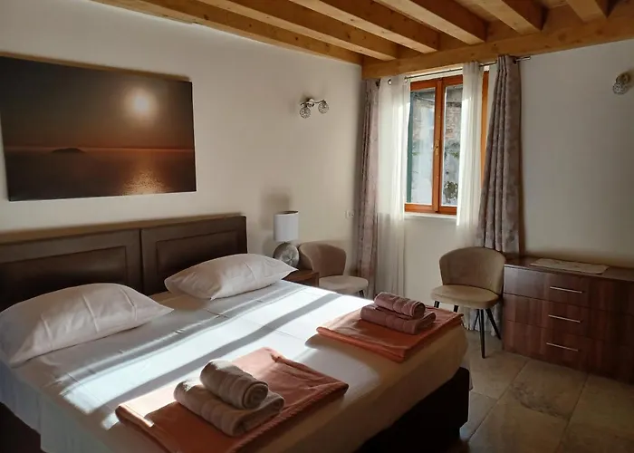 Jr Luxury Guesthouse2