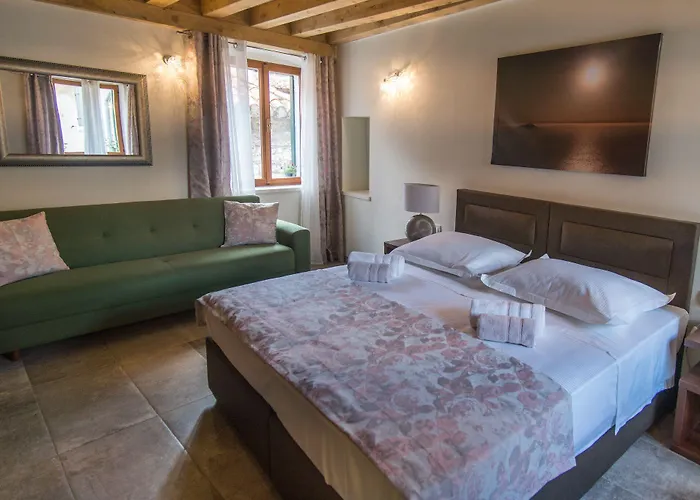 Jr Luxury Guesthouse2